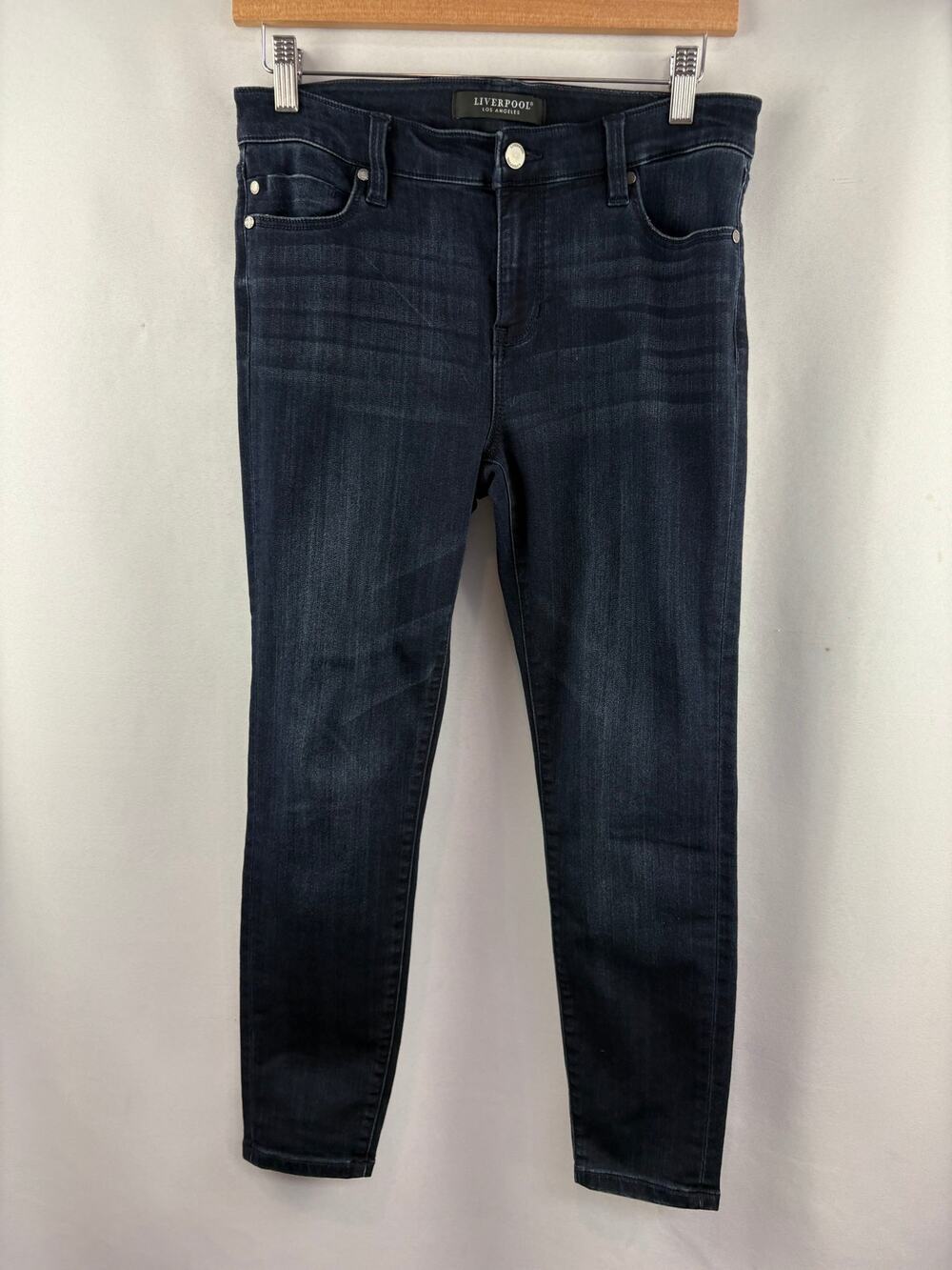 Women’s Liverpool Size 8/29 Dark Blue Skinny Jeans